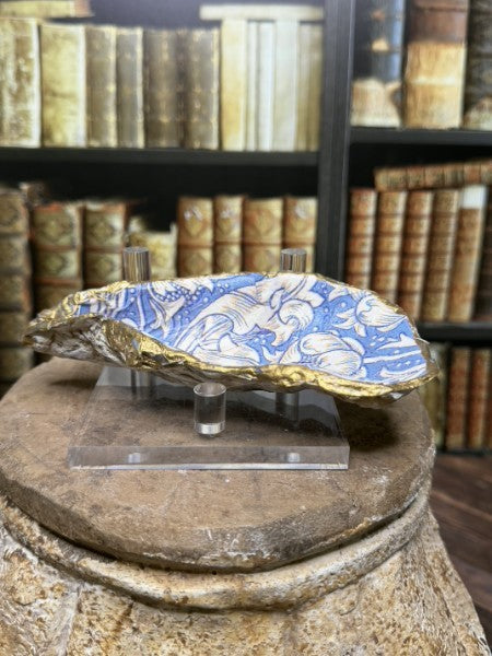 Elizabeth | Handcrafted Oyster Shell Jewelry Dish