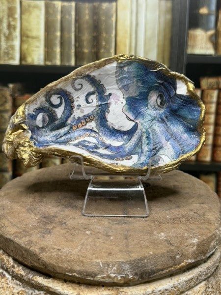 Calypso | Handcrafted Oyster Shell Jewelry Dish