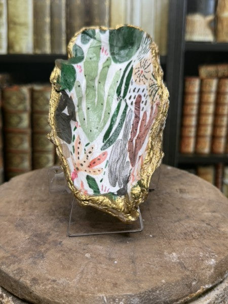 Sienna | Handcrafted Oyster Shell Jewelry Dish